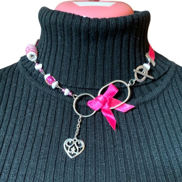 3x35$ 🌸📿🌺 Handmade -  Elegant Vibrant pink & white - Heart Pendant Necklace - Picture 1 of 8